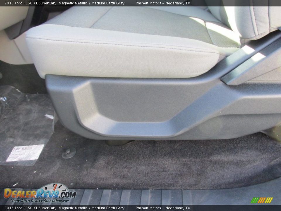 2015 Ford F150 XL SuperCab Magnetic Metallic / Medium Earth Gray Photo #23