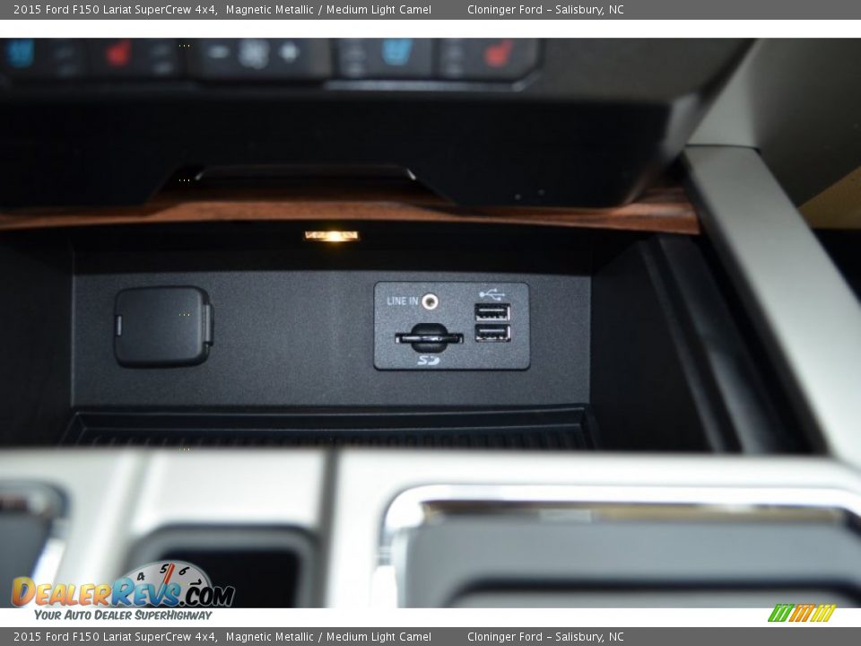 2015 Ford F150 Lariat SuperCrew 4x4 Magnetic Metallic / Medium Light Camel Photo #20