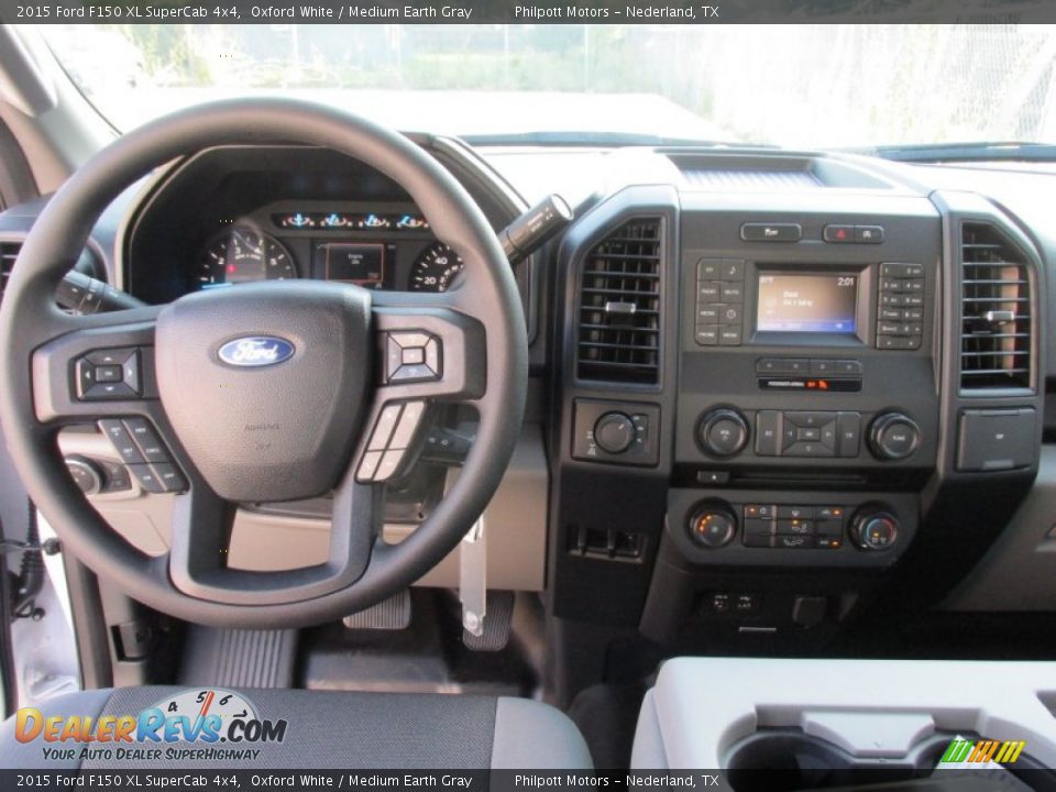 2015 Ford F150 XL SuperCab 4x4 Oxford White / Medium Earth Gray Photo #24