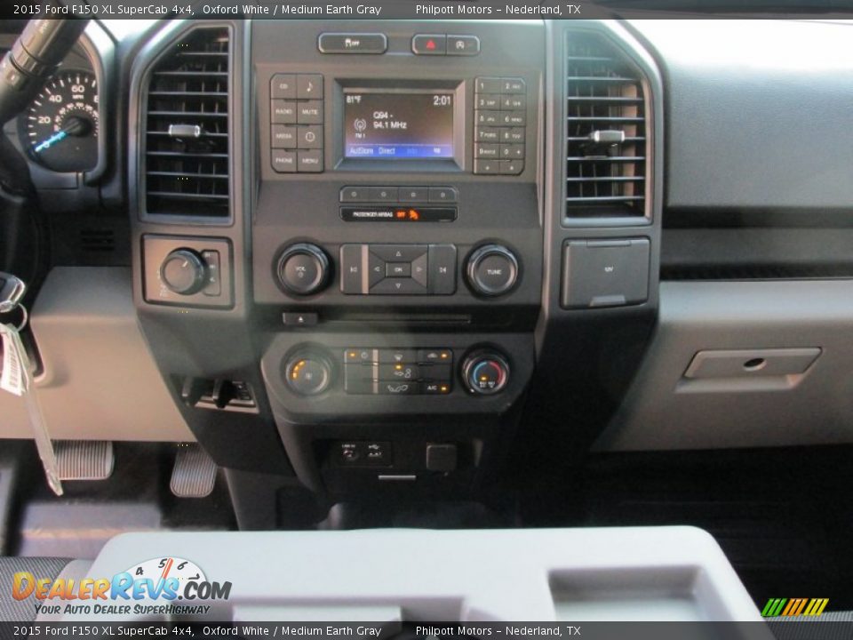 2015 Ford F150 XL SuperCab 4x4 Oxford White / Medium Earth Gray Photo #25