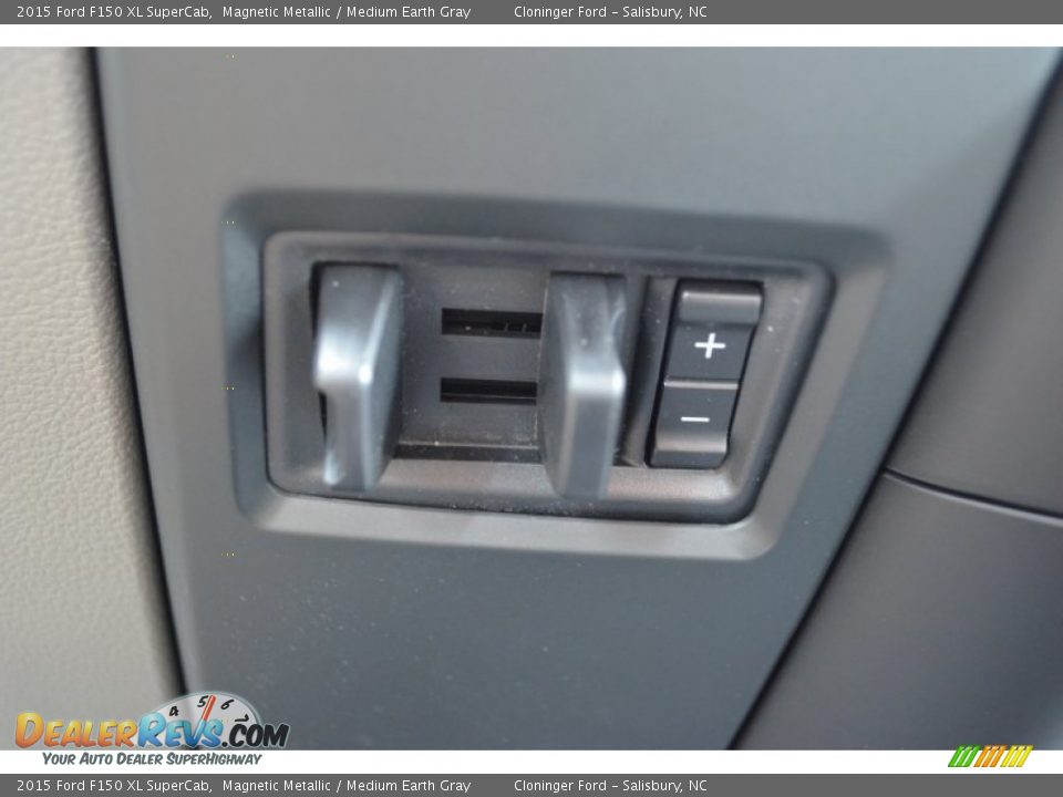 2015 Ford F150 XL SuperCab Magnetic Metallic / Medium Earth Gray Photo #13