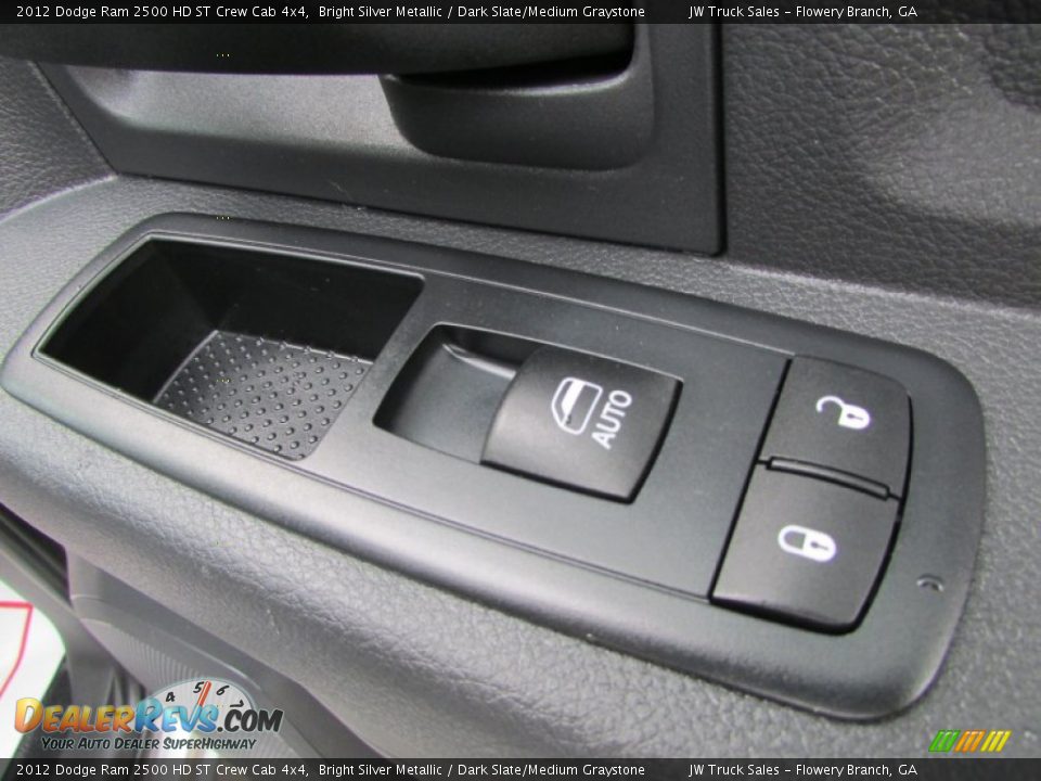 2012 Dodge Ram 2500 HD ST Crew Cab 4x4 Bright Silver Metallic / Dark Slate/Medium Graystone Photo #18