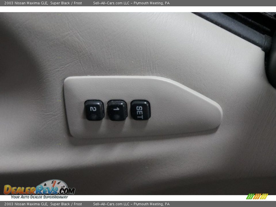 2003 Nissan Maxima GLE Super Black / Frost Photo #13