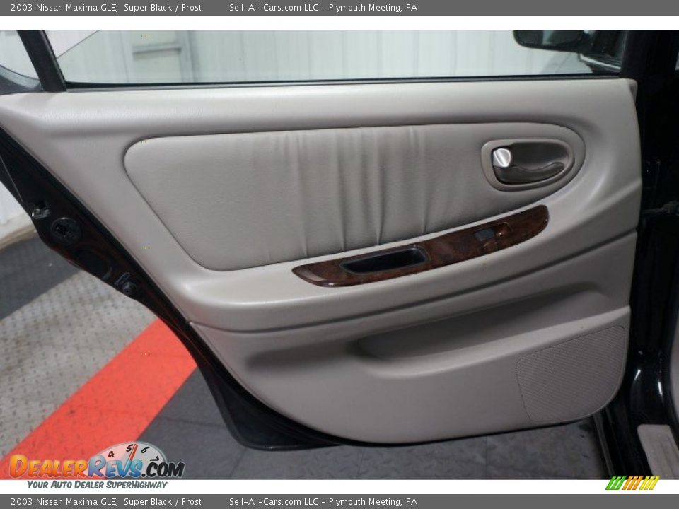 2003 Nissan Maxima GLE Super Black / Frost Photo #16