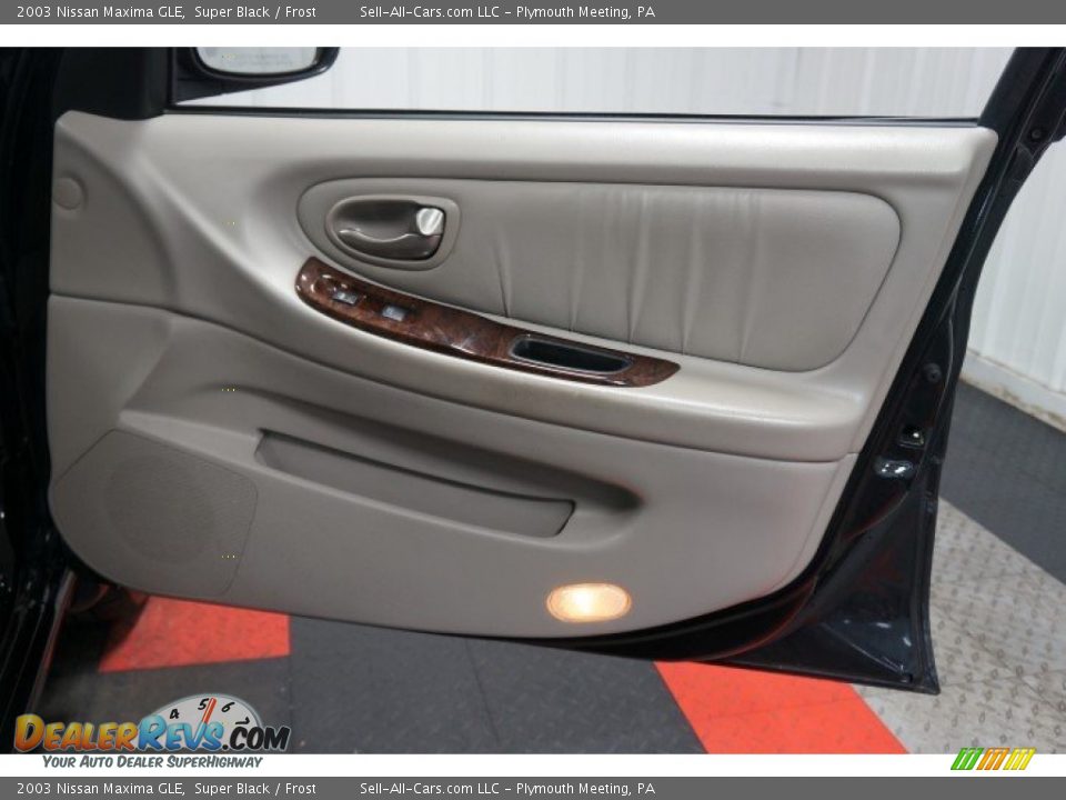 2003 Nissan Maxima GLE Super Black / Frost Photo #18