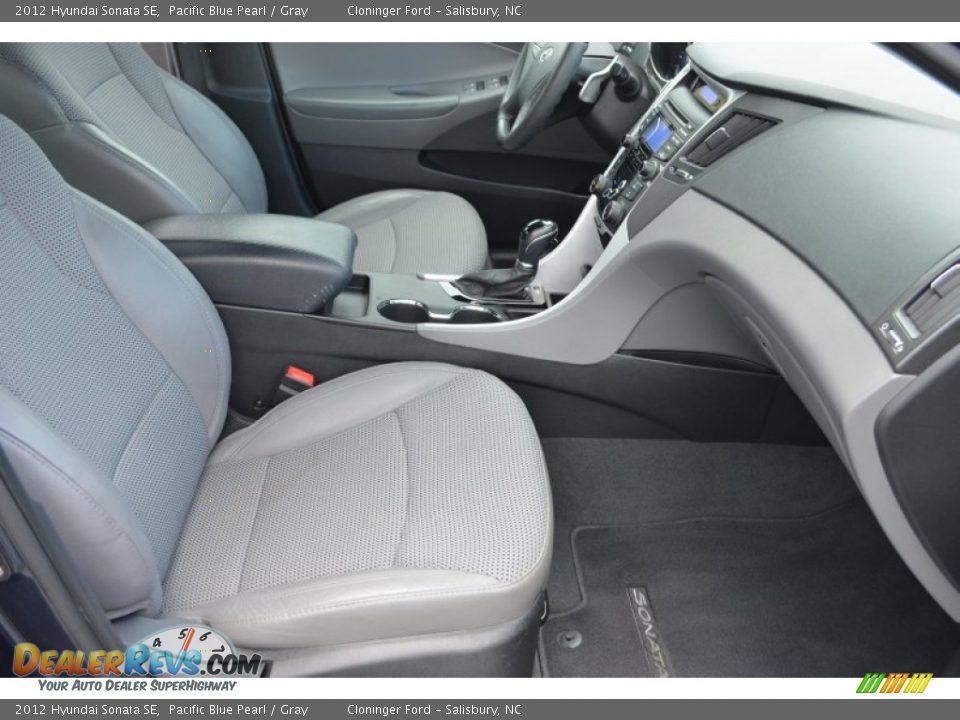 2012 Hyundai Sonata SE Pacific Blue Pearl / Gray Photo #17