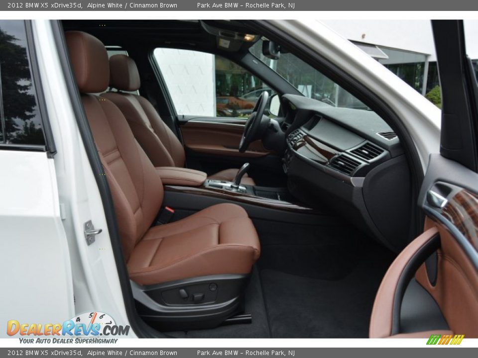 2012 BMW X5 xDrive35d Alpine White / Cinnamon Brown Photo #29