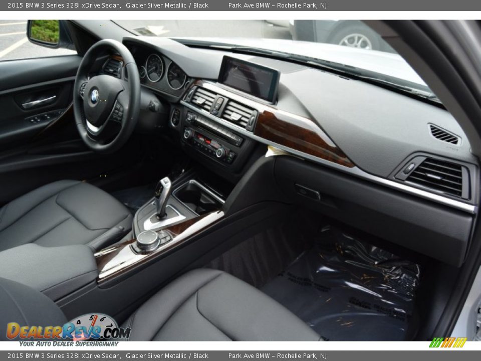 2015 BMW 3 Series 328i xDrive Sedan Glacier Silver Metallic / Black Photo #27