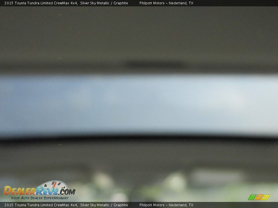 2015 Toyota Tundra Limited CrewMax 4x4 Silver Sky Metallic / Graphite Photo #25