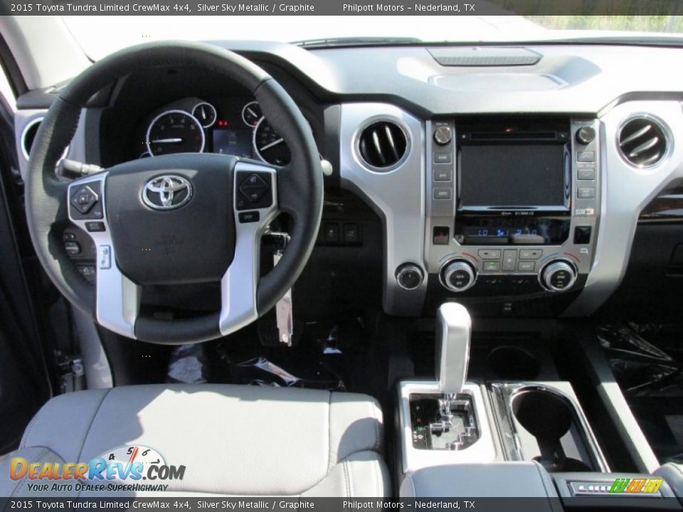 2015 Toyota Tundra Limited CrewMax 4x4 Silver Sky Metallic / Graphite Photo #27