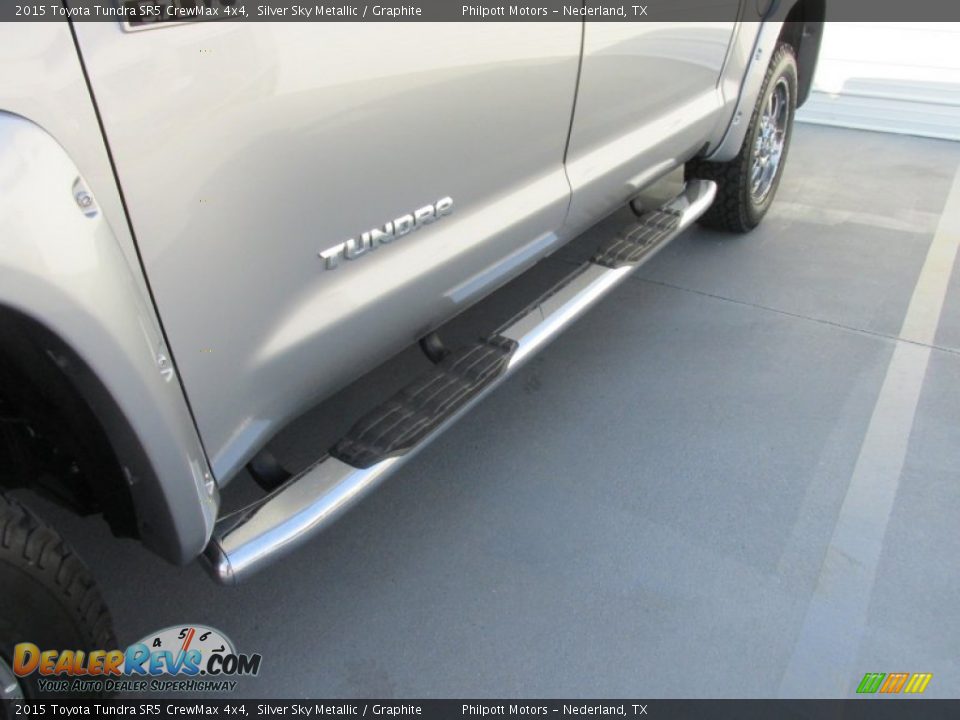 2015 Toyota Tundra SR5 CrewMax 4x4 Silver Sky Metallic / Graphite Photo #12