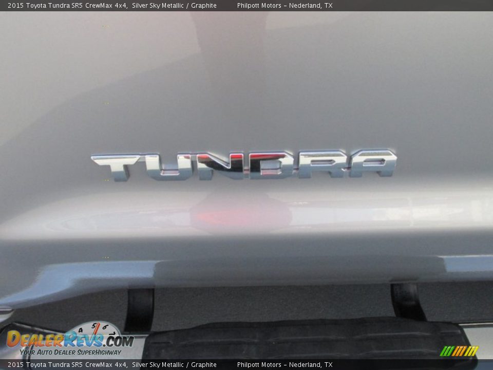2015 Toyota Tundra SR5 CrewMax 4x4 Silver Sky Metallic / Graphite Photo #15