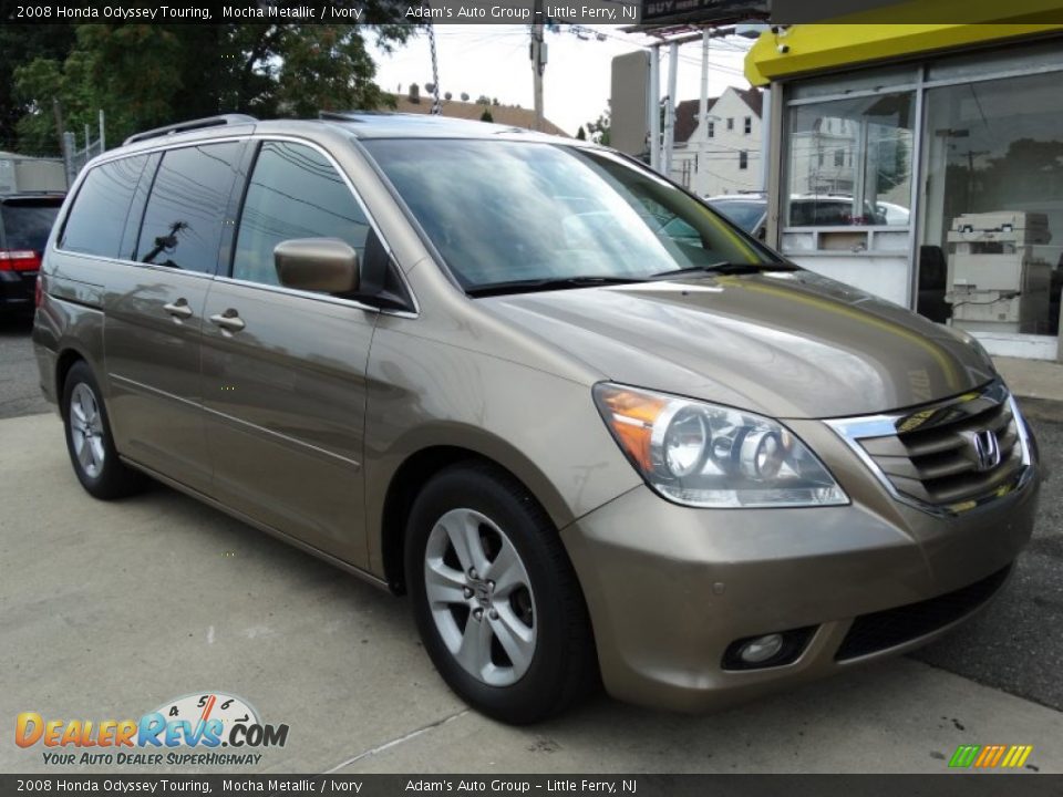 Front 3/4 View of 2008 Honda Odyssey Touring Photo #3