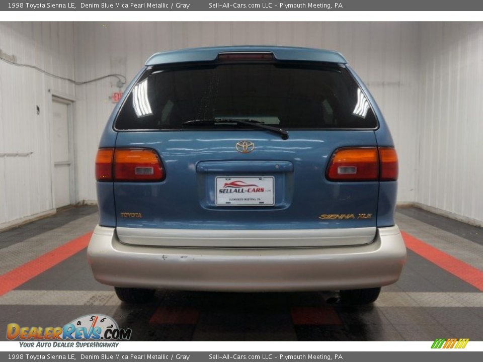 1998 Toyota Sienna LE Denim Blue Mica Pearl Metallic / Gray Photo #9