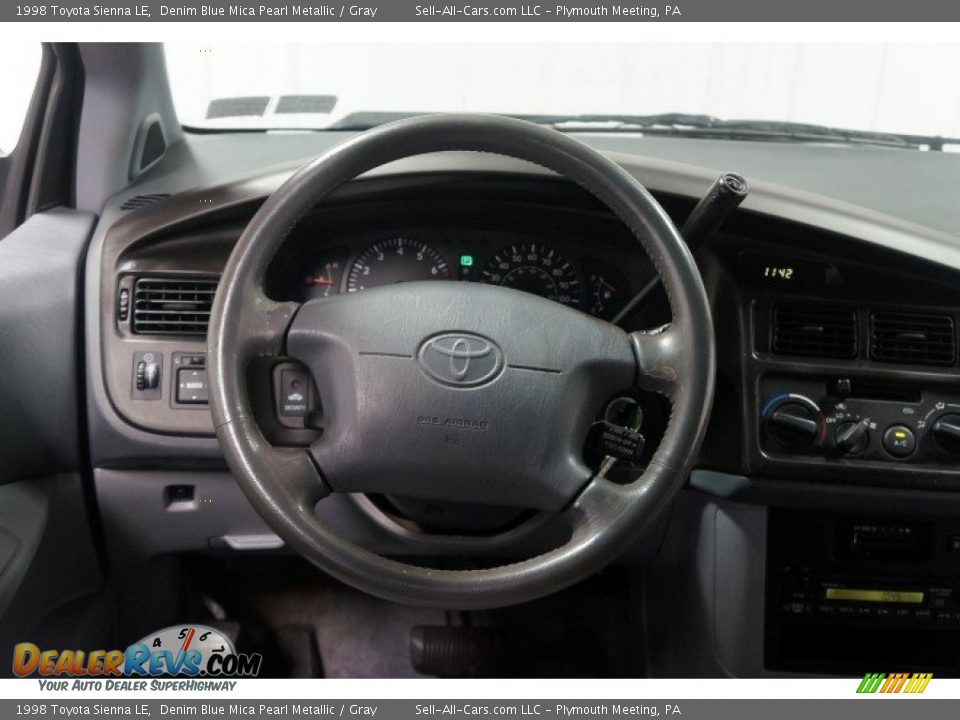 1998 Toyota Sienna LE Steering Wheel Photo #22