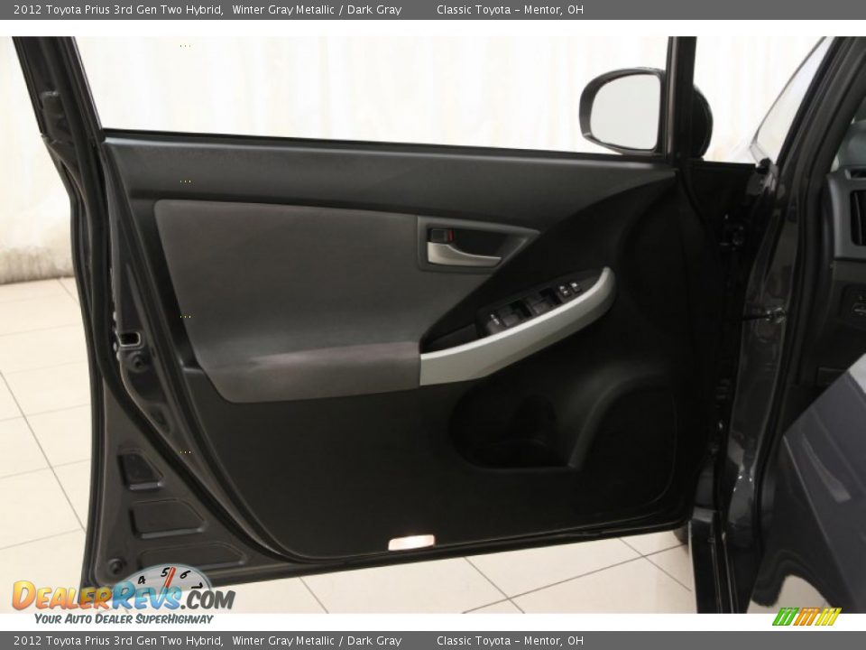 2012 Toyota Prius 3rd Gen Two Hybrid Winter Gray Metallic / Dark Gray Photo #4