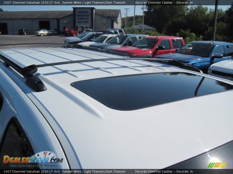 2007 Chevrolet Suburban 1500 LT 4x4 Summit White / Light Titanium/Dark Titanium Photo #8
