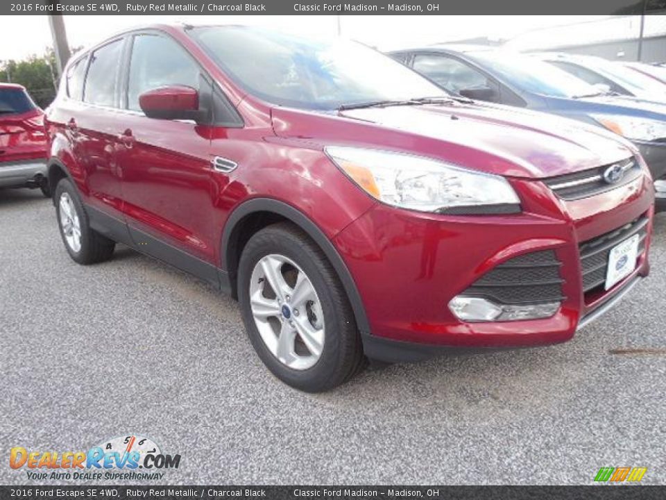 2016 Ford Escape SE 4WD Ruby Red Metallic / Charcoal Black Photo #3