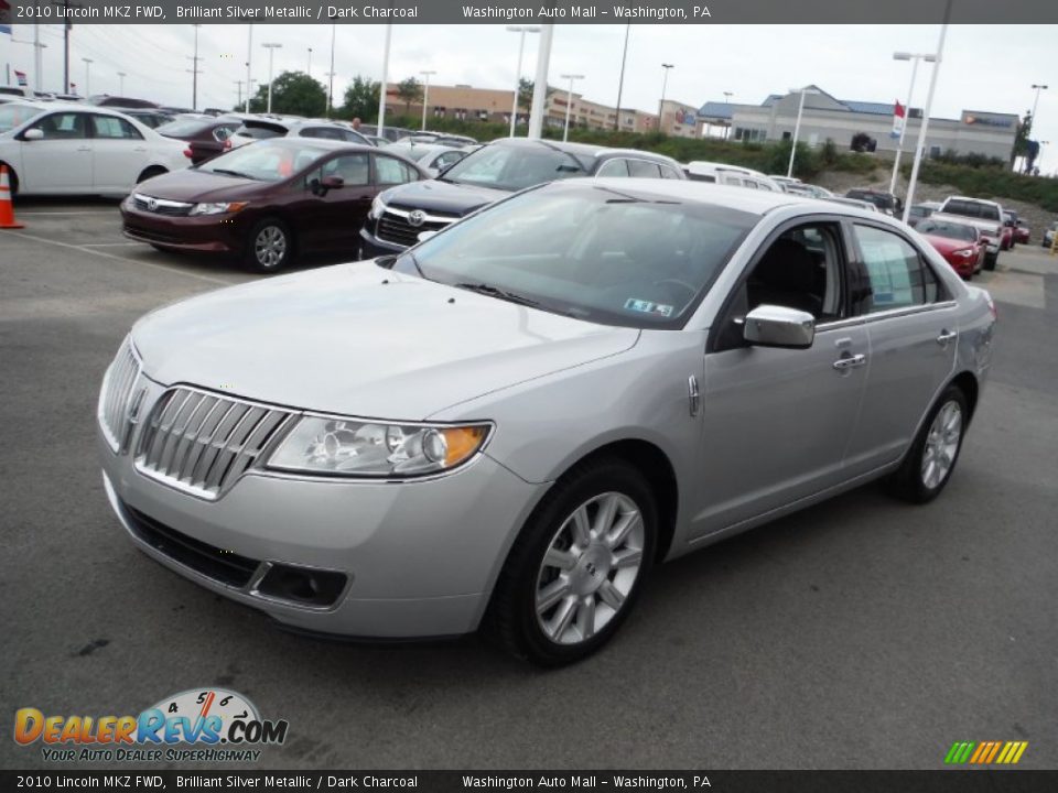 Front 3/4 View of 2010 Lincoln MKZ FWD Photo #4