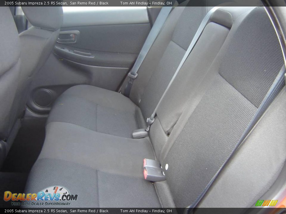 2005 Subaru Impreza 2.5 RS Sedan San Remo Red / Black Photo #11