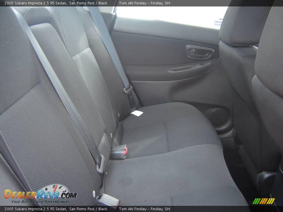 2005 Subaru Impreza 2.5 RS Sedan San Remo Red / Black Photo #12