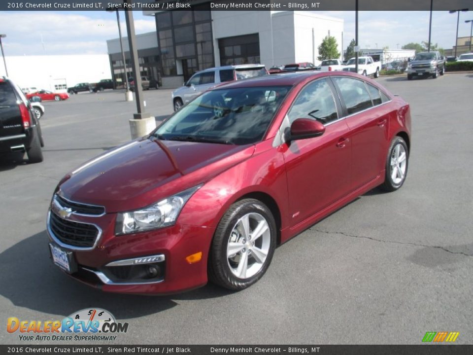 Front 3/4 View of 2016 Chevrolet Cruze Limited LT Photo #2