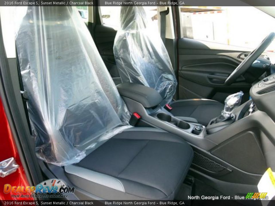 2016 Ford Escape S Sunset Metallic / Charcoal Black Photo #15