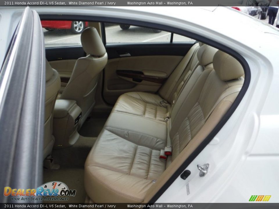 2011 Honda Accord EX-L V6 Sedan White Diamond Pearl / Ivory Photo #17