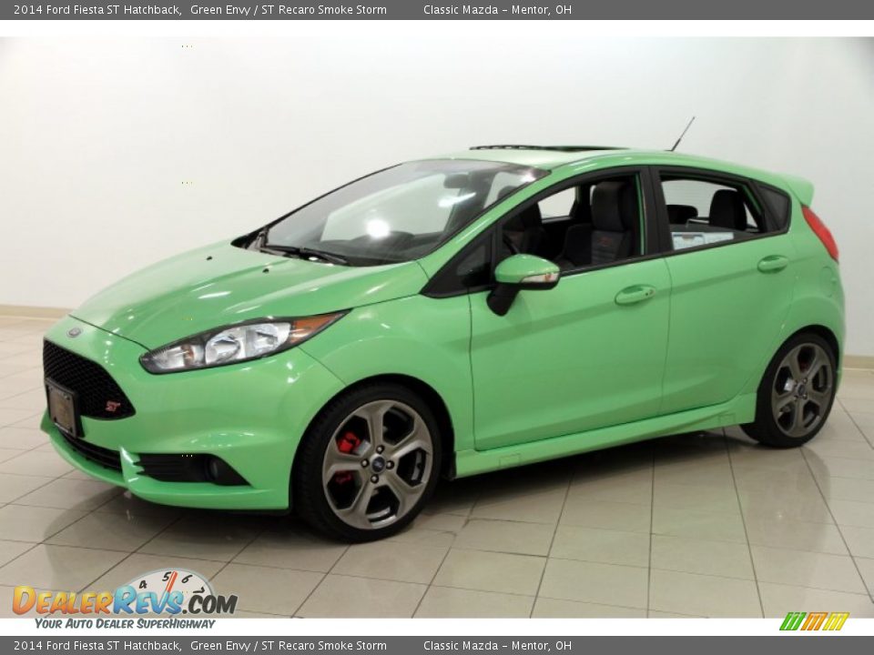 Front 3/4 View of 2014 Ford Fiesta ST Hatchback Photo #3