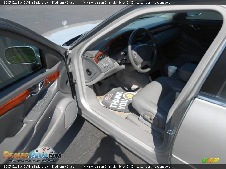 2005 Cadillac DeVille Sedan Light Platinum / Shale Photo #9