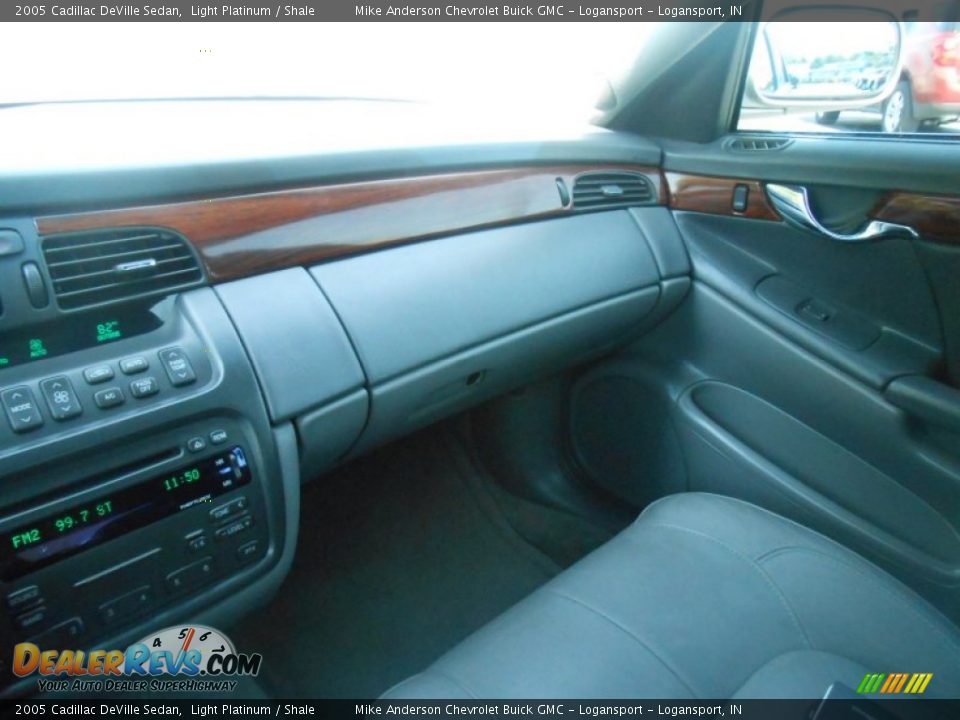 2005 Cadillac DeVille Sedan Light Platinum / Shale Photo #23