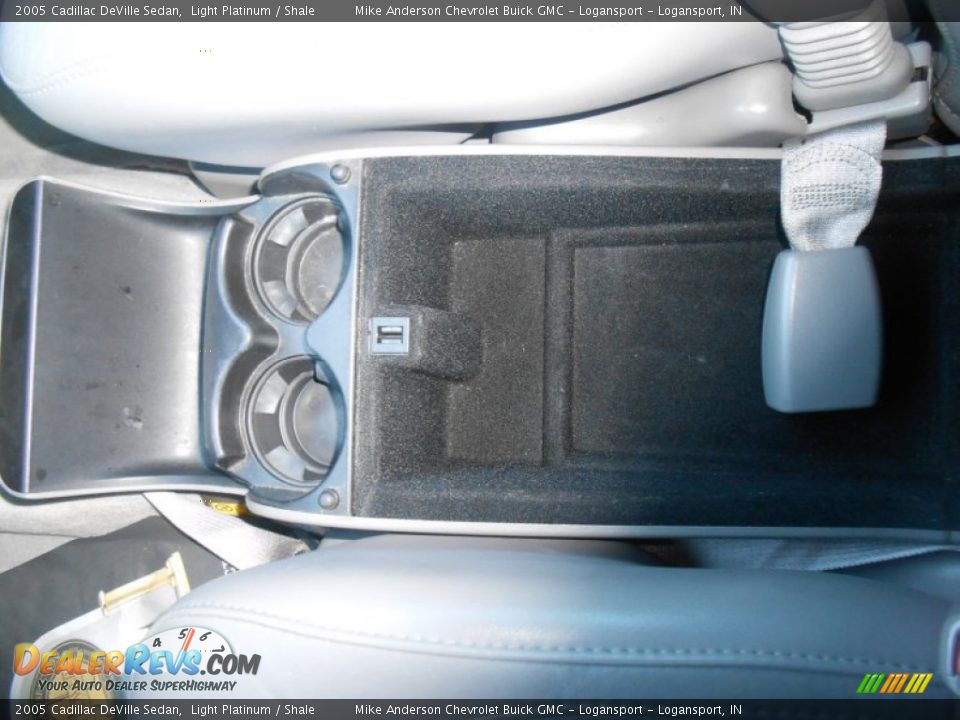2005 Cadillac DeVille Sedan Light Platinum / Shale Photo #25