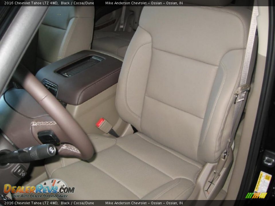 Front Seat of 2016 Chevrolet Tahoe LTZ 4WD Photo #8