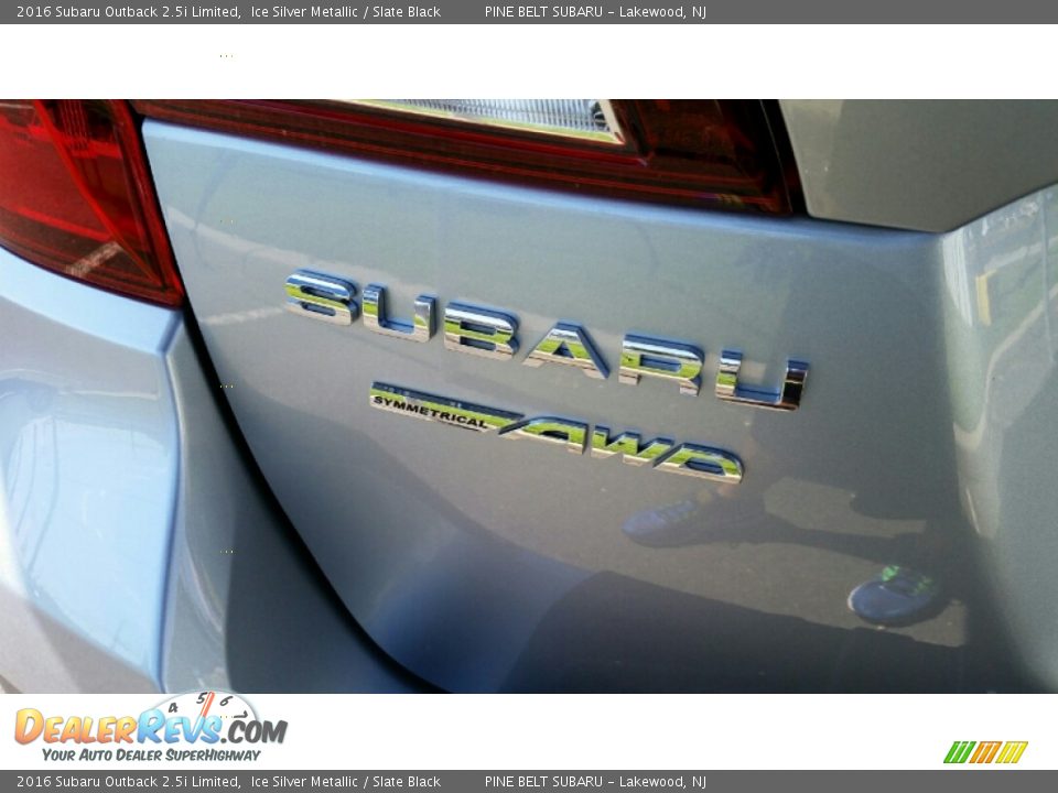 2016 Subaru Outback 2.5i Limited Ice Silver Metallic / Slate Black Photo #10