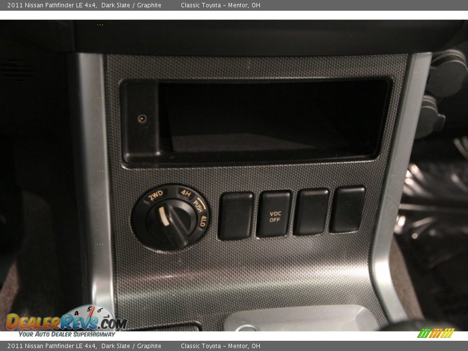 2011 Nissan Pathfinder LE 4x4 Dark Slate / Graphite Photo #15