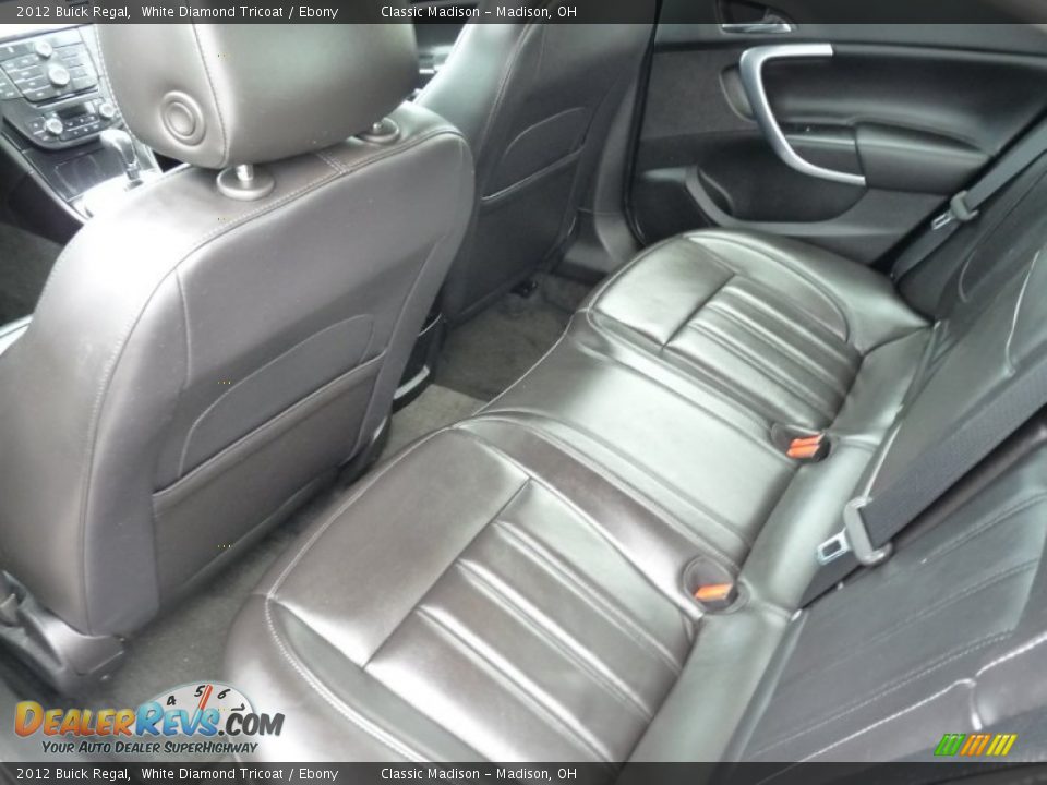 2012 Buick Regal White Diamond Tricoat / Ebony Photo #8