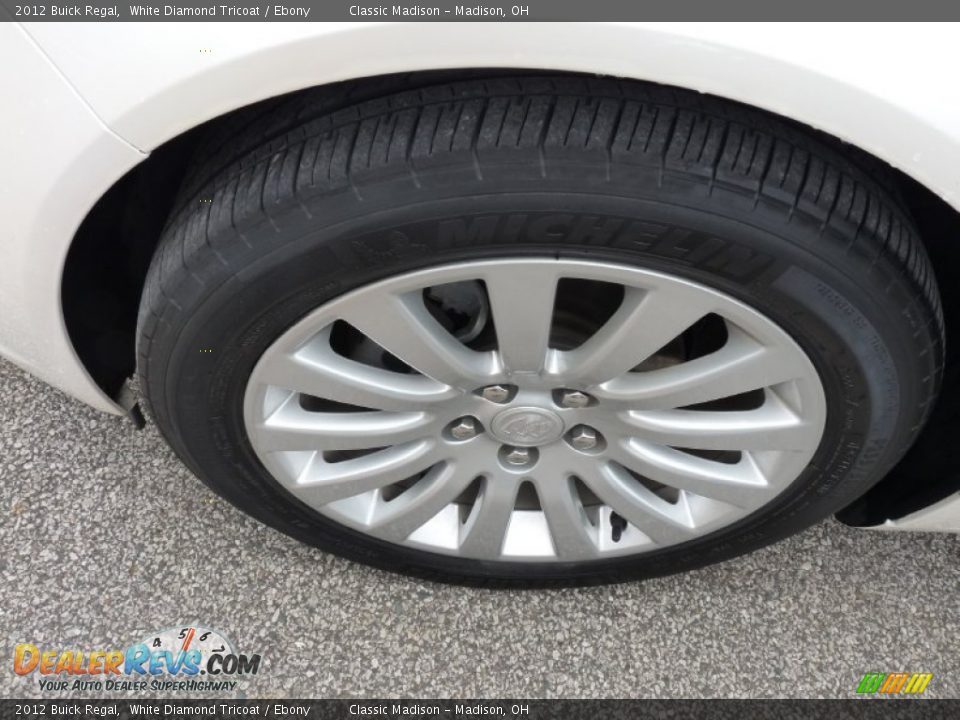 2012 Buick Regal White Diamond Tricoat / Ebony Photo #13