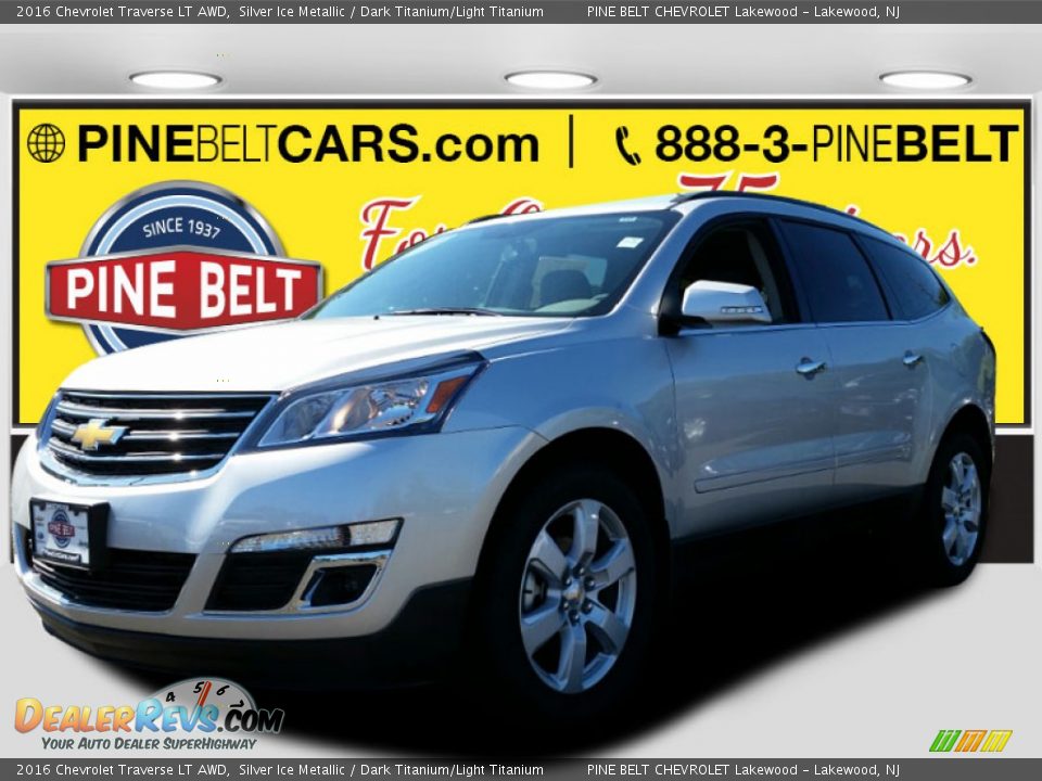 2016 Chevrolet Traverse LT AWD Silver Ice Metallic / Dark Titanium/Light Titanium Photo #1