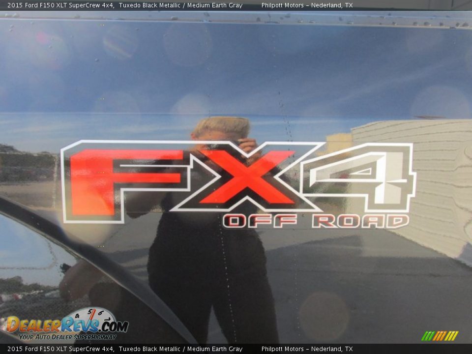 2015 Ford F150 XLT SuperCrew 4x4 Tuxedo Black Metallic / Medium Earth Gray Photo #15