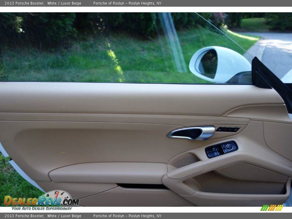 Door Panel of 2013 Porsche Boxster  Photo #14