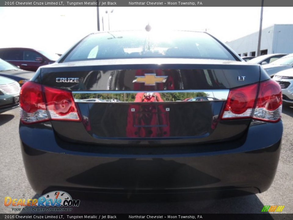 2016 Chevrolet Cruze Limited LT Tungsten Metallic / Jet Black Photo #7