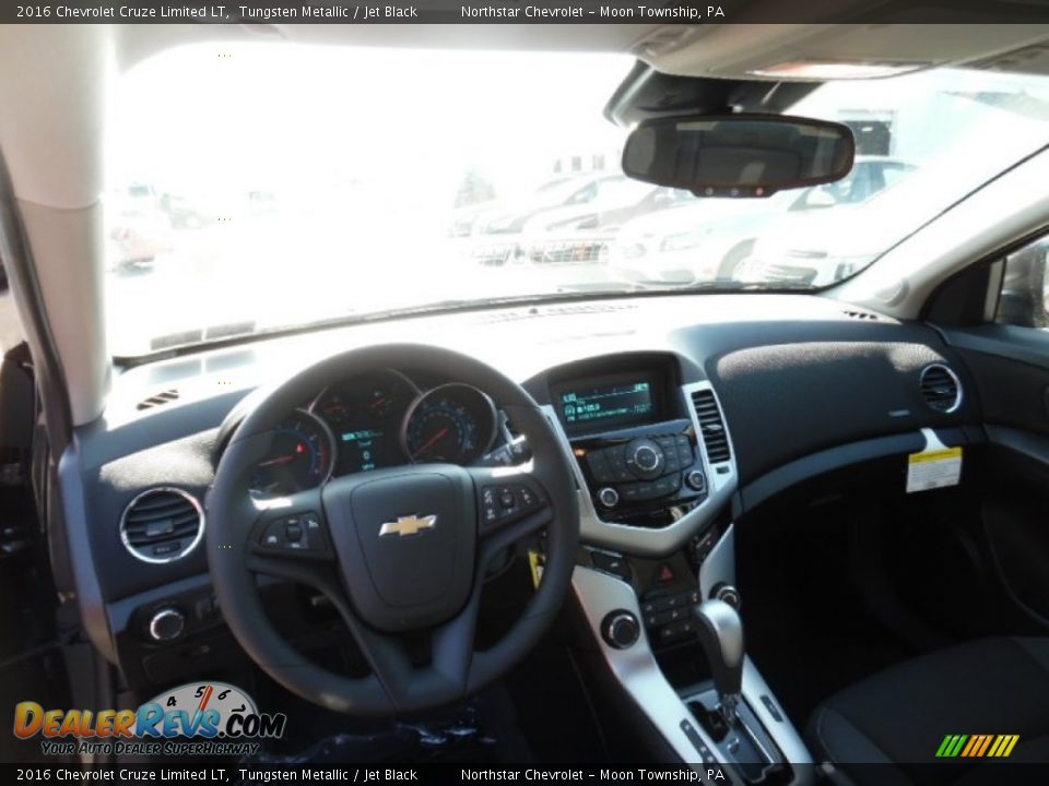 2016 Chevrolet Cruze Limited LT Tungsten Metallic / Jet Black Photo #13