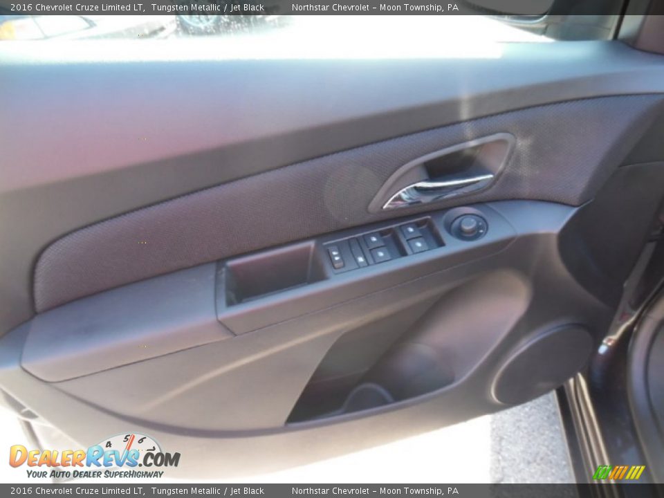 2016 Chevrolet Cruze Limited LT Tungsten Metallic / Jet Black Photo #14