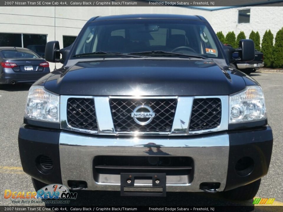 2007 Nissan Titan SE Crew Cab 4x4 Galaxy Black / Graphite Black/Titanium Photo #8