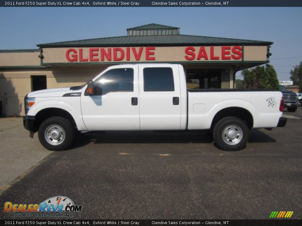 2011 Ford F250 Super Duty XL Crew Cab 4x4 Oxford White / Steel Gray Photo #5