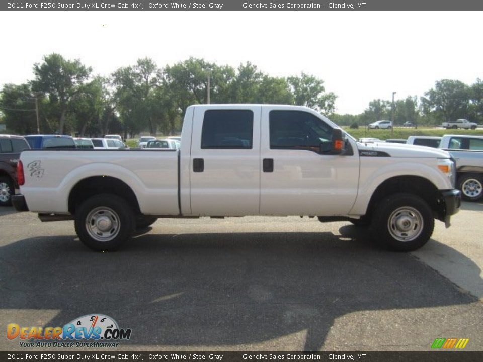 2011 Ford F250 Super Duty XL Crew Cab 4x4 Oxford White / Steel Gray Photo #10
