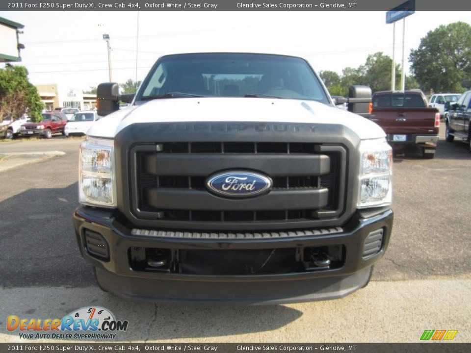 2011 Ford F250 Super Duty XL Crew Cab 4x4 Oxford White / Steel Gray Photo #11