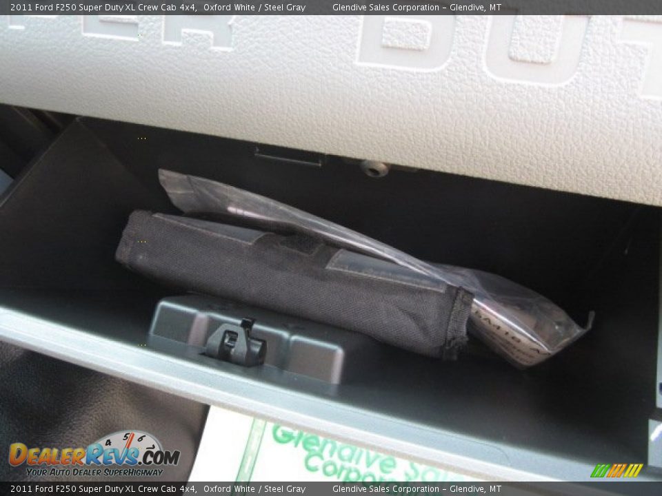 2011 Ford F250 Super Duty XL Crew Cab 4x4 Oxford White / Steel Gray Photo #22