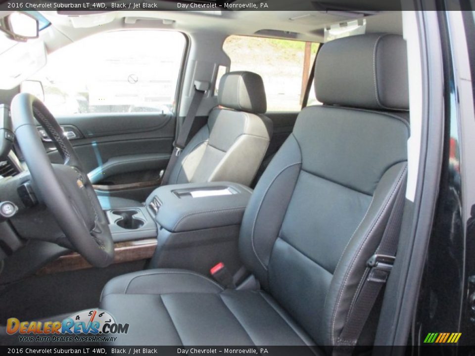 Front Seat of 2016 Chevrolet Suburban LT 4WD Photo #12