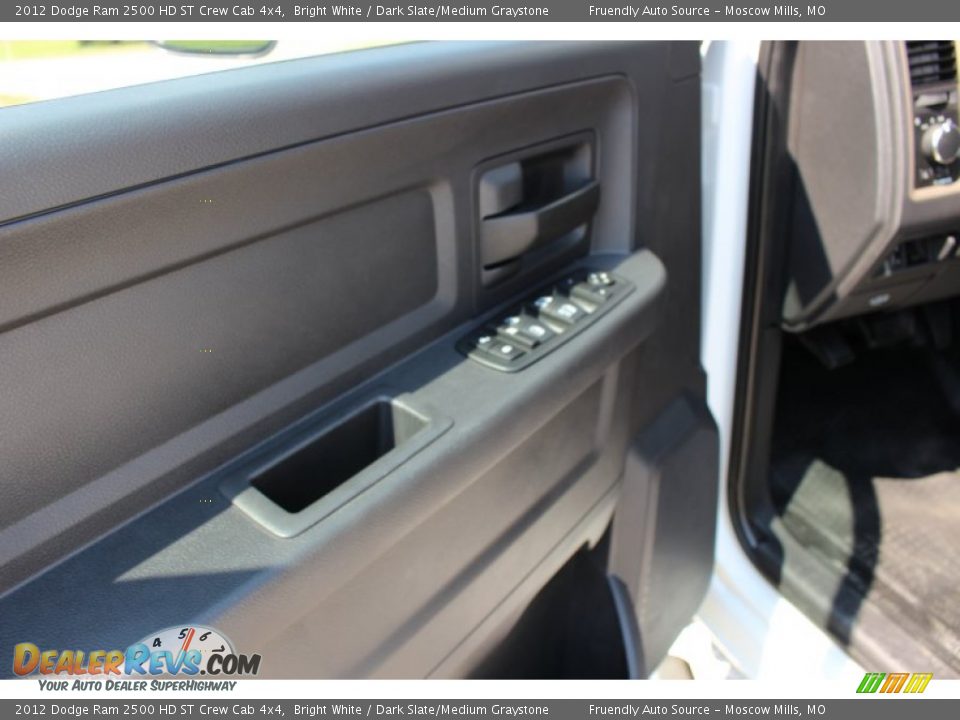 2012 Dodge Ram 2500 HD ST Crew Cab 4x4 Bright White / Dark Slate/Medium Graystone Photo #18